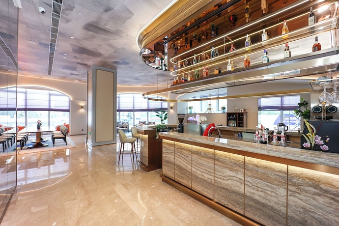 Imagen de los interiores del Hotel Mercure Jinan West Railway Station. Foto 16
