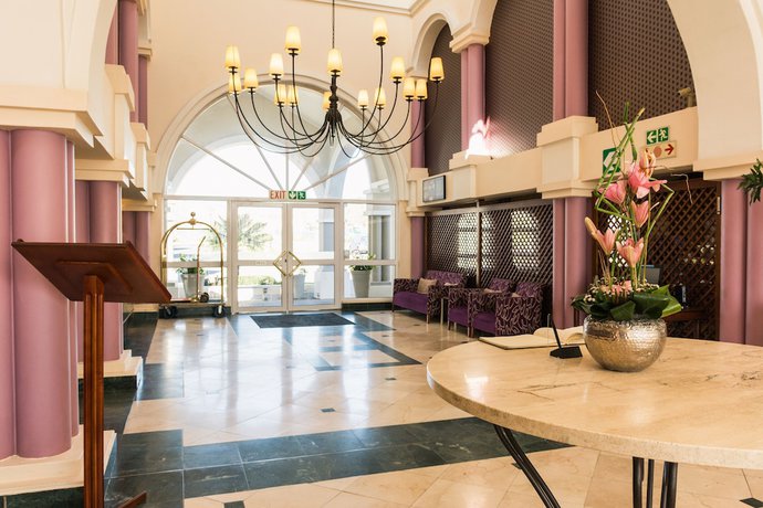 Imagen de los interiores del Hotel Mercure Johannesburg Randburg. Foto 17