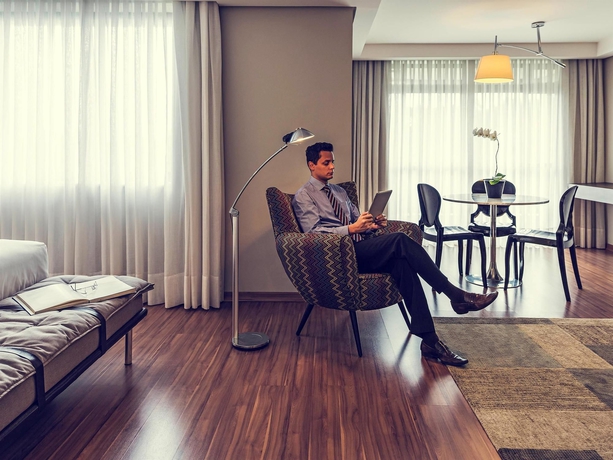 Imagen de los interiores del Hotel Mercure Joinville Prinz. Foto 11