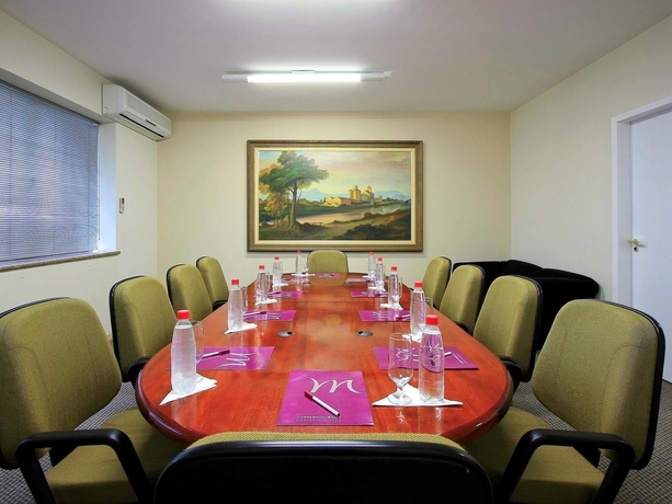 Imagen de los interiores del Hotel Mercure Joinville Prinz. Foto 13