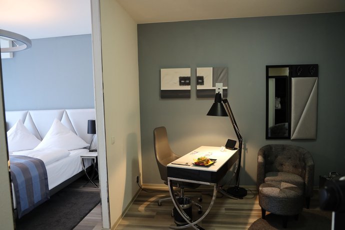 Imagen de la habitación del Hotel Mercure Kaiserhof Frankfurt City Center. Foto 4