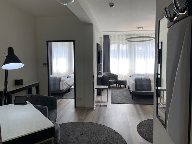 Imagen de la habitación del Hotel Mercure Kaiserhof Frankfurt City Center. Foto 16