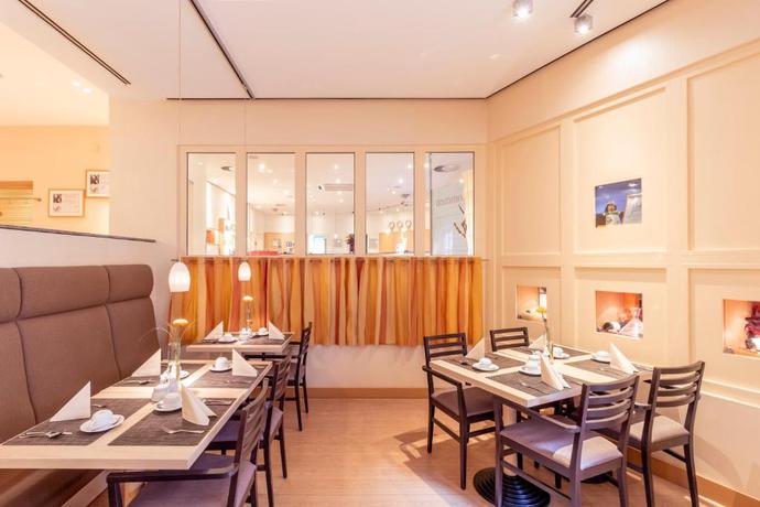 Imagen del bar/restaurante del Hotel Mercure K&ouml;ln City Friesenstra&szlig;e. Foto 4