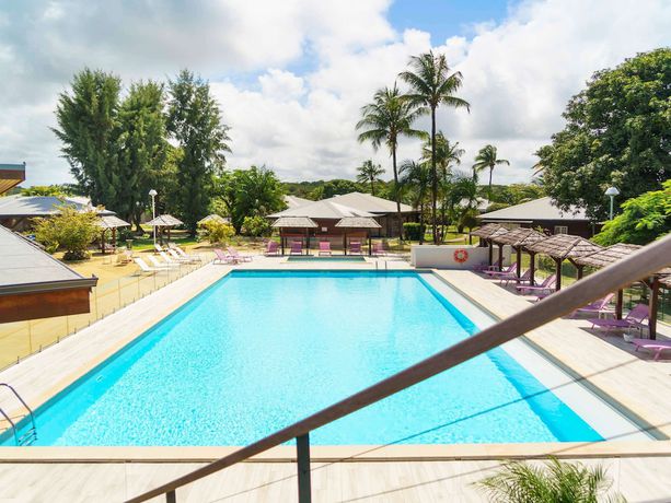 Imagen de la piscina del Hotel Mercure Kourou Ariatel. Foto 20