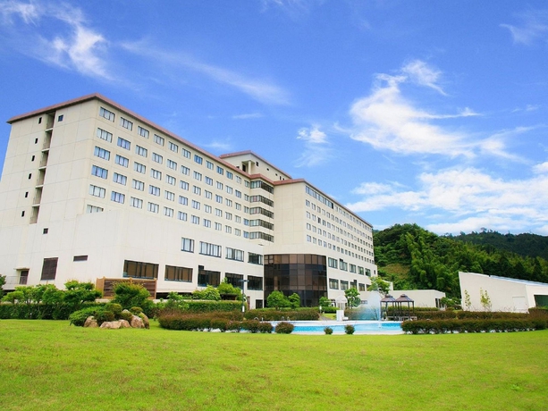 Imagen de los exteriores del Hotel Mercure Kyoto Miyazu Resort and Spa. Foto 7