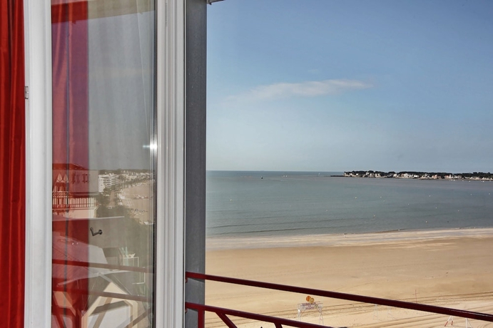 Imagen de la habitación del Hotel Mercure La Baule Majestic. Foto 7