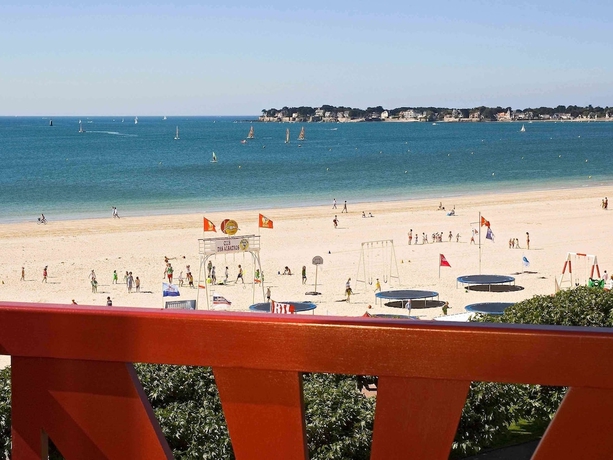 Imagen de la habitación del Hotel Mercure La Baule Majestic. Foto 18