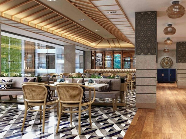 Imagen del bar/restaurante del Hotel Mercure Langkawi Pantai Cenang. Foto 3