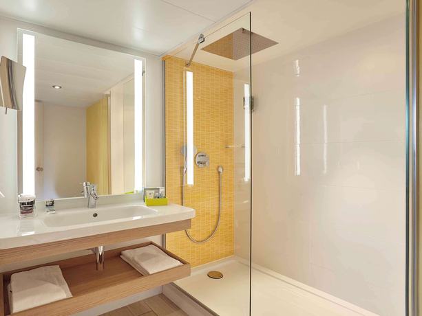 Imagen de la habitación del Hotel Mercure Le Havre Centre Bassin Du Commerce. Foto 13