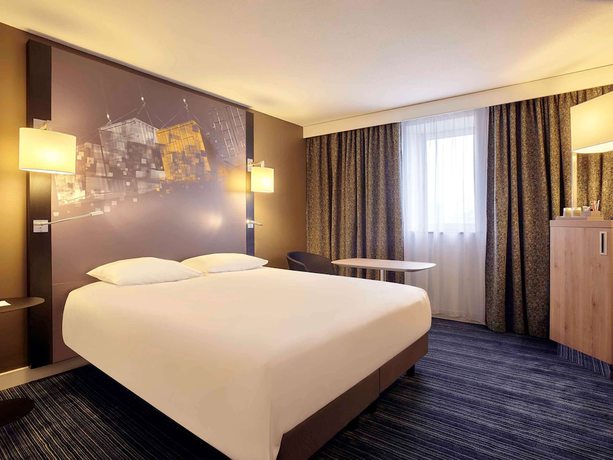 Imagen de la habitación del Hotel Mercure Le Havre Centre Bassin Du Commerce. Foto 14