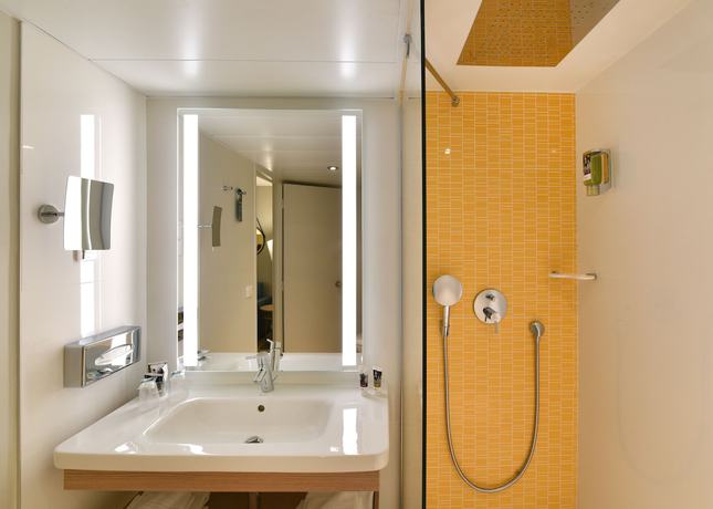 Imagen de la habitación del Hotel Mercure Le Havre Centre Bassin Du Commerce. Foto 16