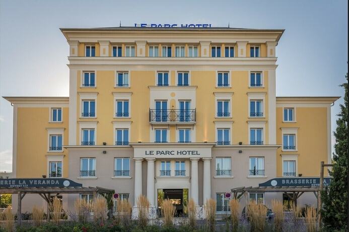 Imagen general del Hotel Mercure Le Plessis Robinson. Foto 1