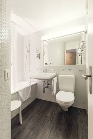 Imagen de la habitación del Hotel Mercure Lenzburg Krone. Foto 3