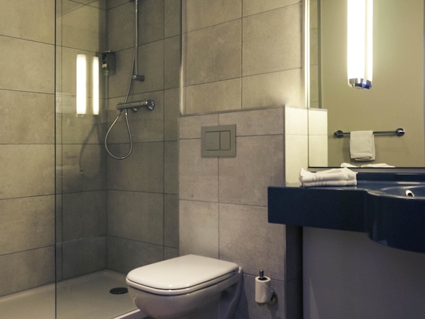 Imagen de la habitación del Hotel Mercure Lille Aeroport. Foto 8