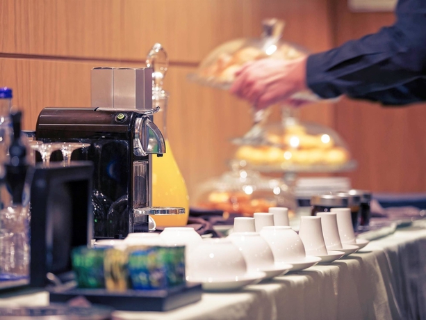 Imagen de los interiores del Hotel Mercure Lisboa Almada. Foto 16