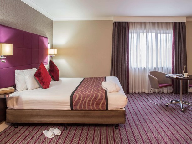 Imagen de la habitación del Hotel Mercure London Heathrow. Foto 17