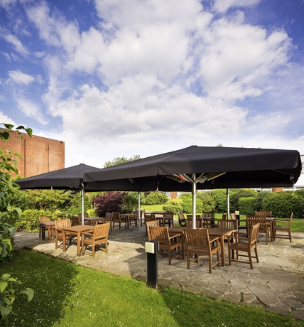 Imagen de los exteriores del Hotel Mercure London Watford. Foto 11