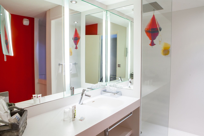 Imagen de la habitación del Hotel Mercure Lorient Centre. Foto 11