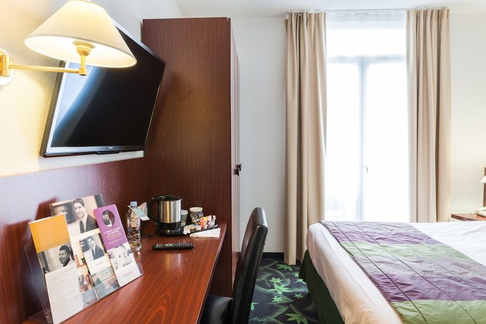 Imagen de la habitación del Hotel Mercure Lourdes Imperial. Foto 6