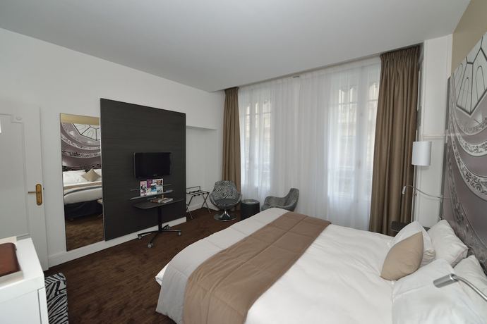 Imagen de la habitación del Hotel Mercure Lyon Centre Beaux Arts. Foto 7