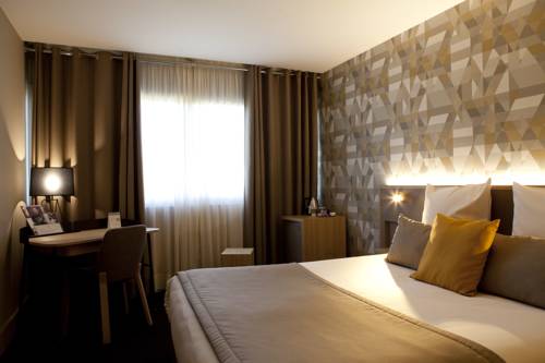 Imagen de la habitación del Hotel Mercure Lyon Charbonnieres. Foto 9