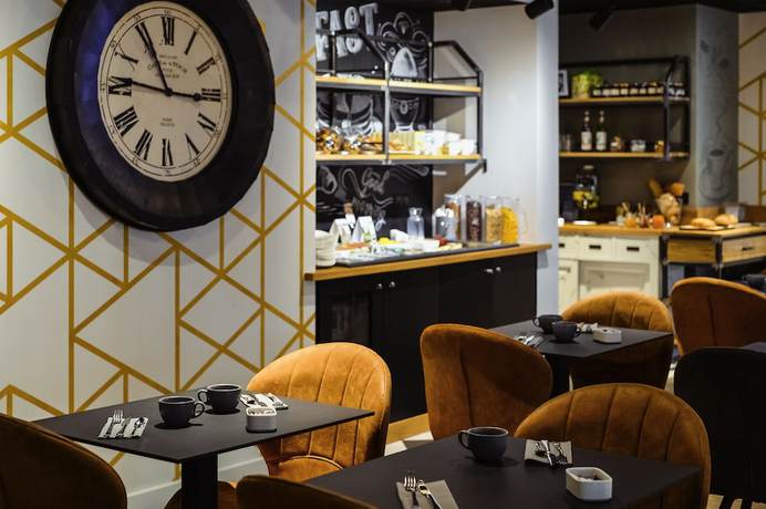 Imagen del bar/restaurante del Hotel Mercure Lyon Est Chaponnay. Foto 4