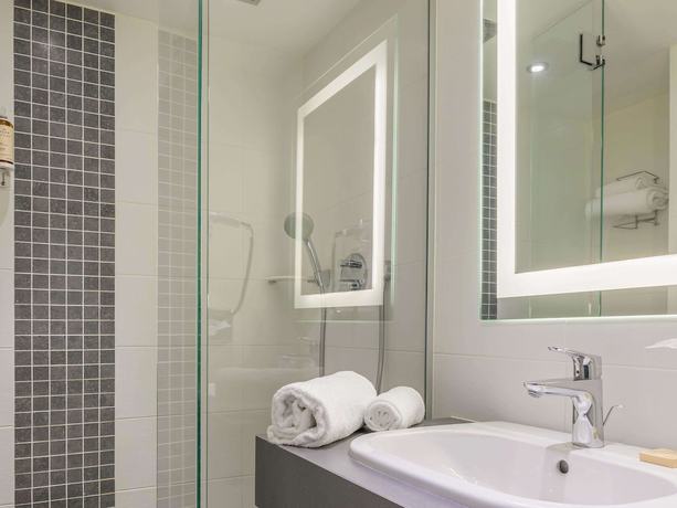 Imagen de la habitación del Hotel Mercure Lyon Est Villefontaine. Foto 18