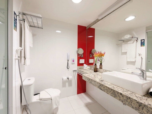 Imagen de la habitación del Hotel Mercure Maceio Pajucara. Foto 2