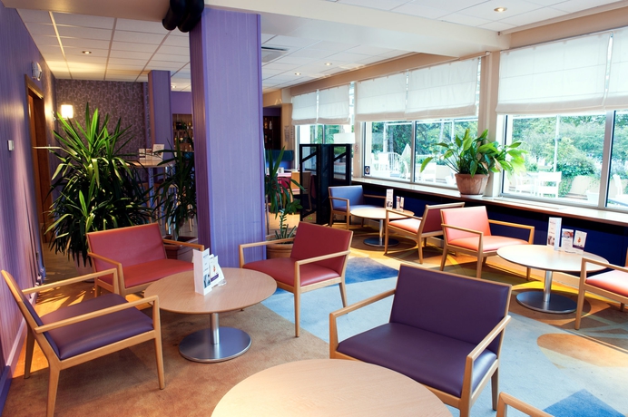 Imagen del bar/restaurante del Hotel Mercure Macon Bord De Saône. Foto 4