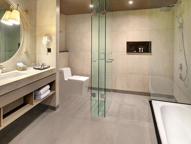 Imagen de la habitación del Hotel Mercure Makassar Nexa Pettarani. Foto 8