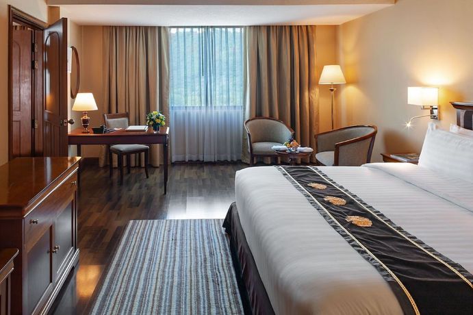 Imagen de la habitación del Hotel Mercure Mandalay Hill Resort. Foto 9