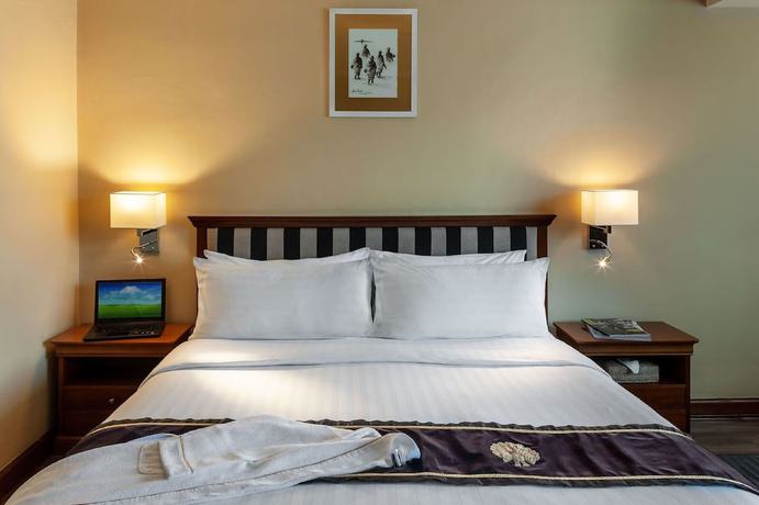 Imagen de la habitación del Hotel Mercure Mandalay Hill Resort. Foto 10