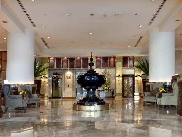 Imagen de los interiores del Hotel Mercure Mandalay Hill Resort. Foto 16