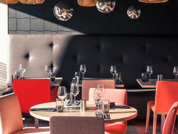 Imagen del bar/restaurante del Hotel Mercure Marne La Vallée Bussy St. Georges. Foto 5