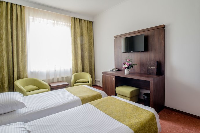 Imagen de la habitación del Hotel Mercure Medias Binderbubi and Spa. Foto 6