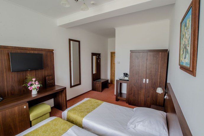 Imagen de la habitación del Hotel Mercure Medias Binderbubi and Spa. Foto 8