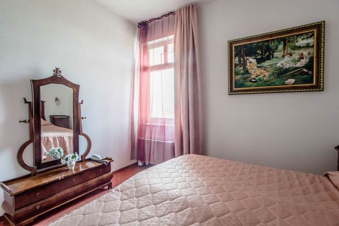 Imagen de la habitación del Hotel Mercure Medias Binderbubi and Spa. Foto 12
