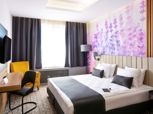 Imagen de la habitación del Hotel Mercure Medias Binderbubi and Spa. Foto 18
