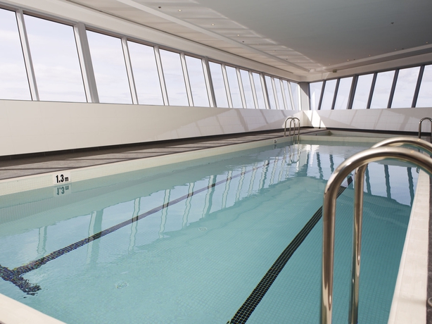 Imagen de la piscina del Hotel Mercure Melbourne Caroline Springs. Foto 15