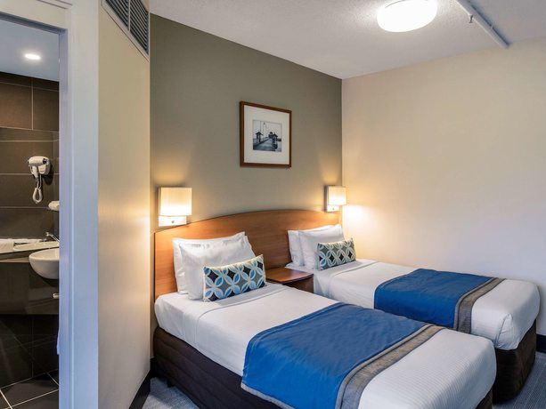 Imagen de la habitación del Hotel Mercure Melbourne City Centre. Foto 5