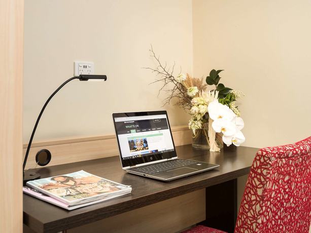 Imagen de la habitación del Hotel Mercure Melbourne City Centre. Foto 15