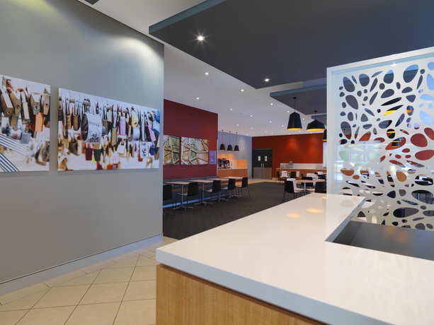 Imagen del bar/restaurante del Hotel Mercure Melbourne Southbank. Foto 6