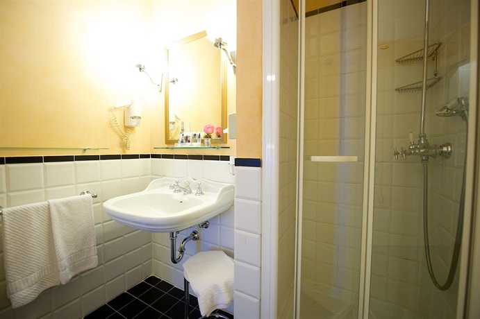 Imagen de la habitación del Hotel Mercure Milano Centro. Foto 3