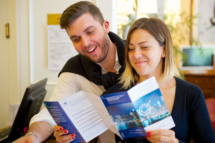 Imagen de los interiores del Hotel Mercure Milano Centro. Foto 14