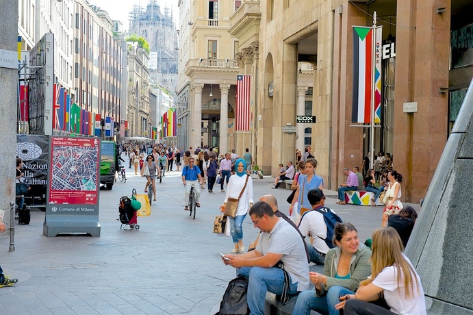 Imagen de los exteriores del Hotel Mercure Milano Centro. Foto 7
