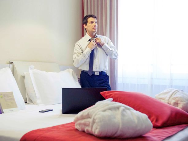 Imagen de la habitación del Hotel Mercure Milano Solari. Foto 14