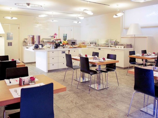 Imagen del bar/restaurante del Hotel Mercure Milano Solari. Foto 4