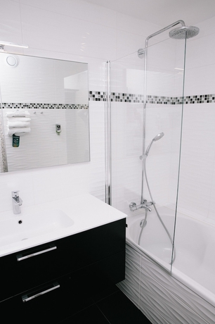 Imagen de la habitación del Hotel Mercure Mont Saint Michel. Foto 9