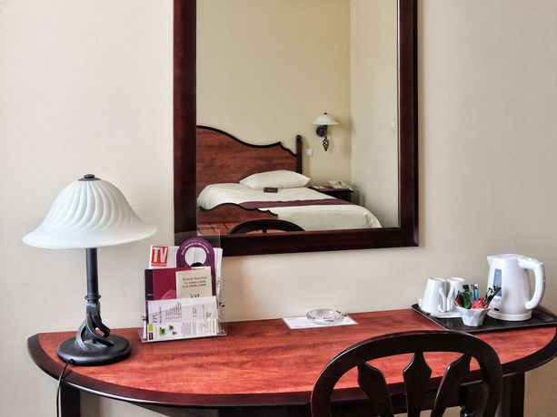 Imagen de la habitación del Hotel Mercure Montauban. Foto 12