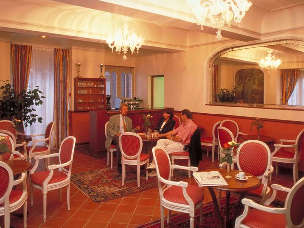 Imagen del bar/restaurante del Hotel Mercure Montauban. Foto 9